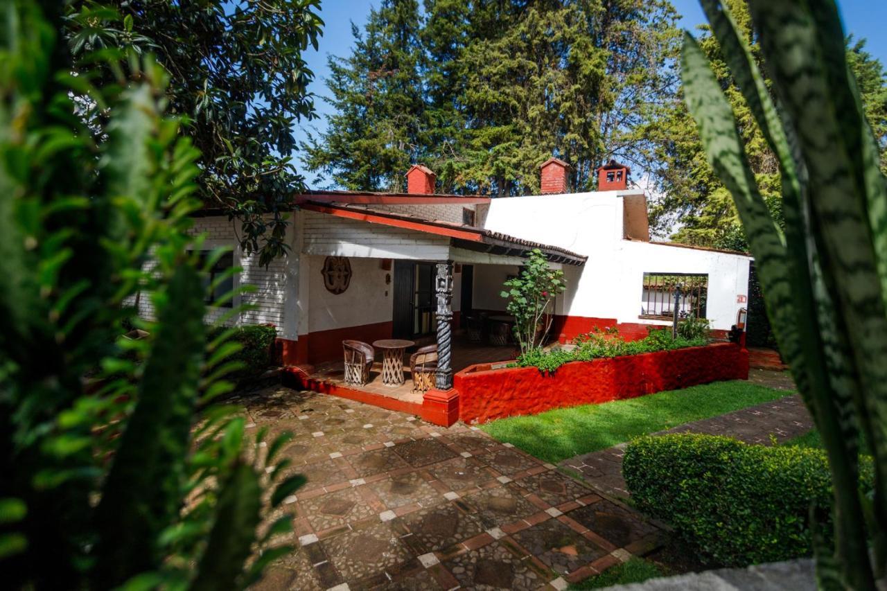 Lago Sol Hotel & Suites Tzintzuntzán エクステリア 写真