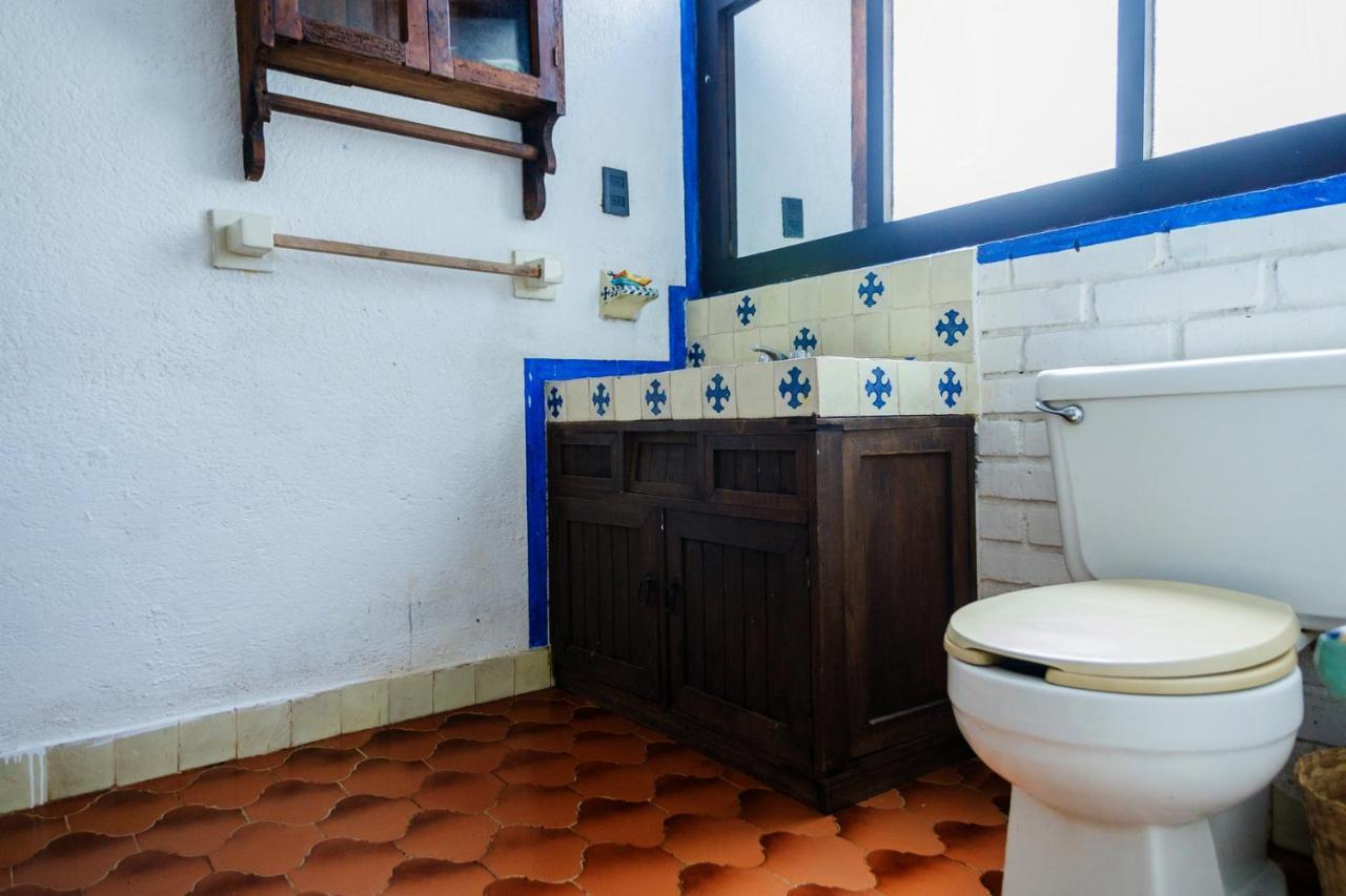 Lago Sol Hotel & Suites Tzintzuntzán エクステリア 写真